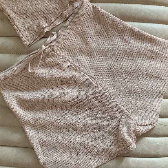 NWOT✨ Fashion Nova Knit Shorts - Picture 2 of 5